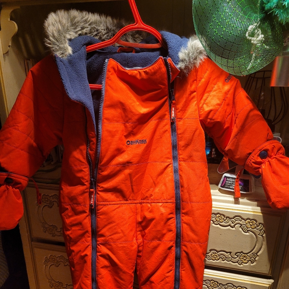 Snow suit